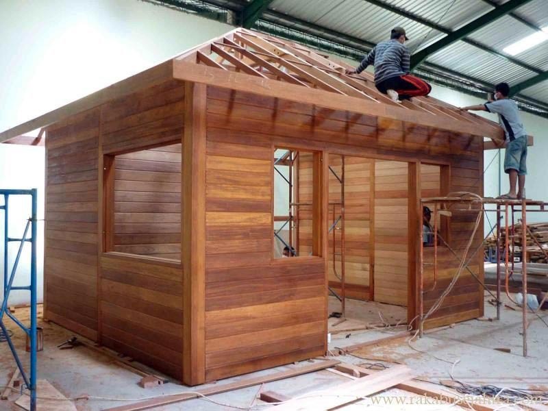 Строитель­ство деревянных домов и бань.